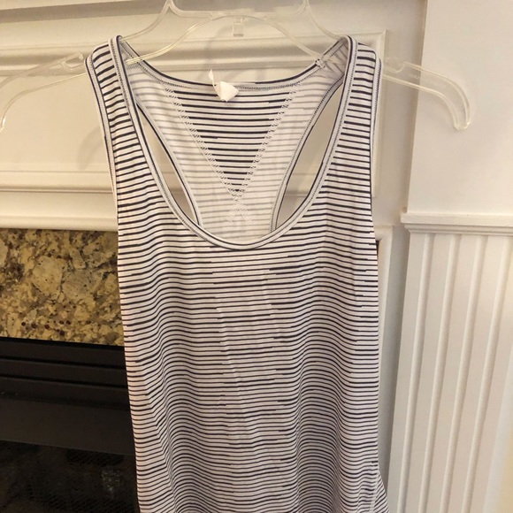 Black and white striped workout top - Picture 1 of 3